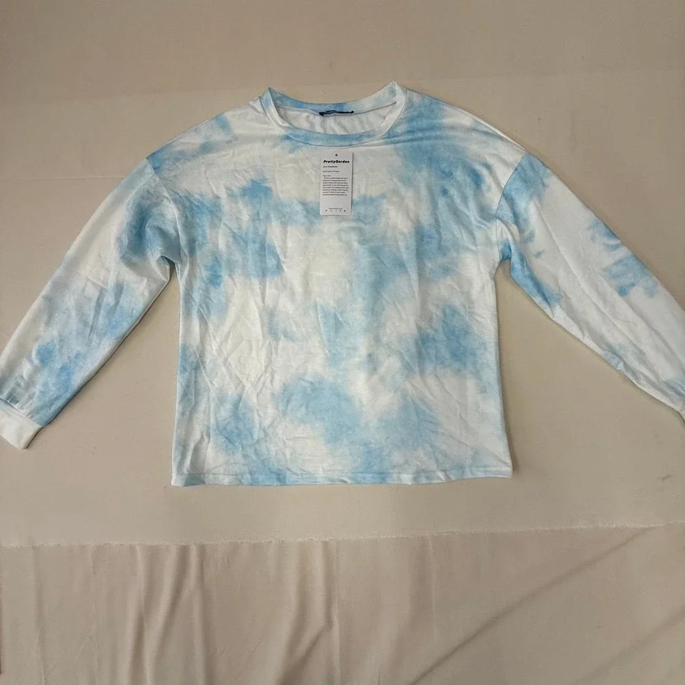 PrettyGarden Blue & White Tie-Dye Long Sleeve‎ Top